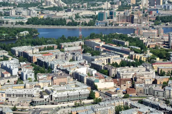 Radio mast, Petrogradskaya part