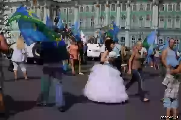 Wedding, Airborne Forces Day on the Palace Square