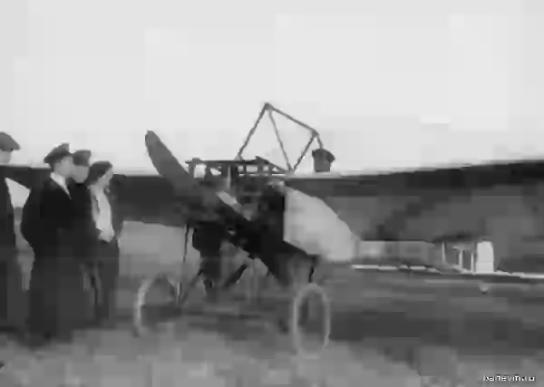 Вид аэроплана Блерио перед взлётом