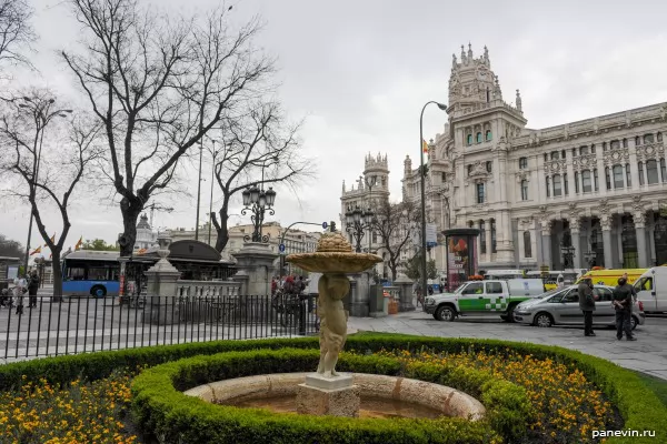 Fountain in Prado parkway