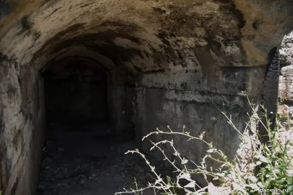 Entrance in cellars of ammunition