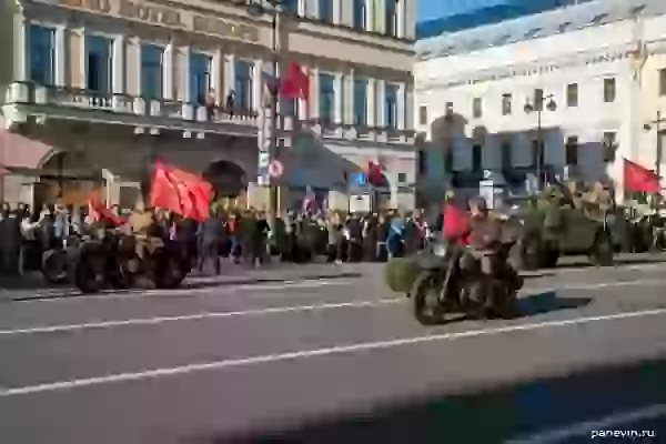 Military-historical club «Shtrafbat». Motorcyclists and Studebaker