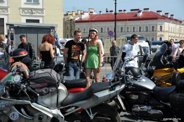 Motorcycles on Palace Square