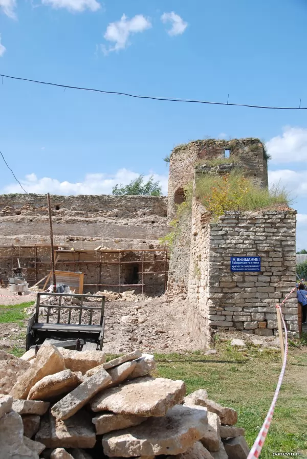  Tower of the Izborsk fortress