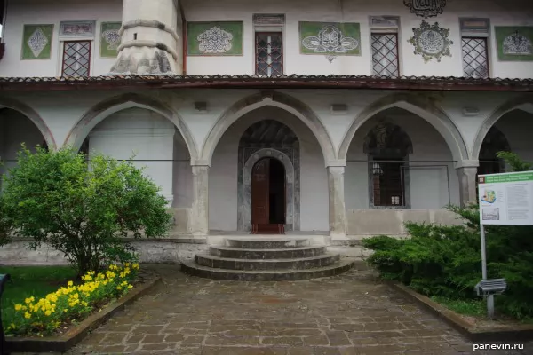 Doors of Bijuk Khan Dzhami (Big Khan's Mosque)