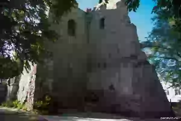 Башня Константина (Генуэзская)