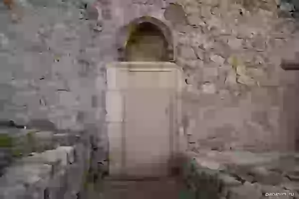 Дверь церкви