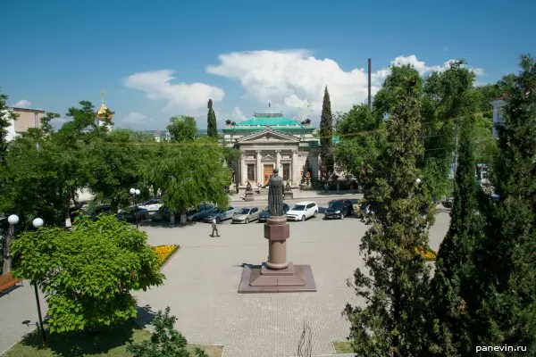 Monument to Catherine II - the founder of Sevastopol