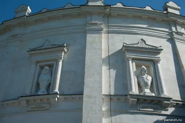 Busts of defenders of Sevastopol