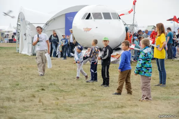 Boys compete in start of gliders