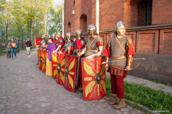 Строй римских легионеров