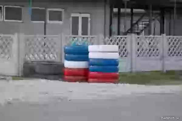 Autotire covers painted in colours of a flag of Crimea and Russia