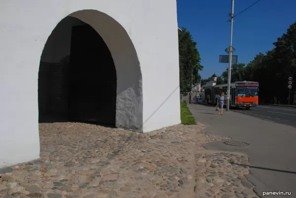 Sacred gate of the Rybnitskaya tower