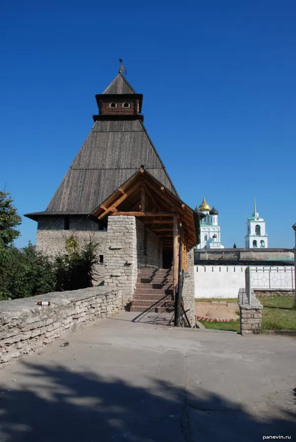 Vlasyevskaya tower 