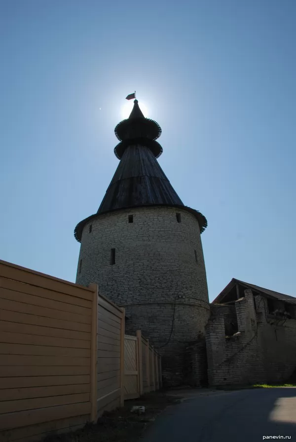 Kutekroma - the northern tower of the Pskov Kremlin 