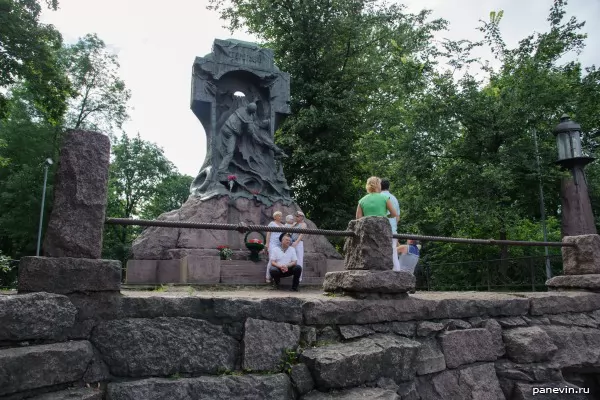 Monument to «Stereguschy»