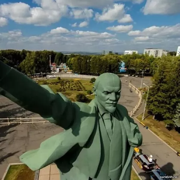 Lenin selfie