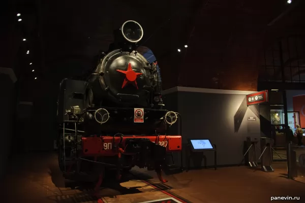  Tank-steam locomotive