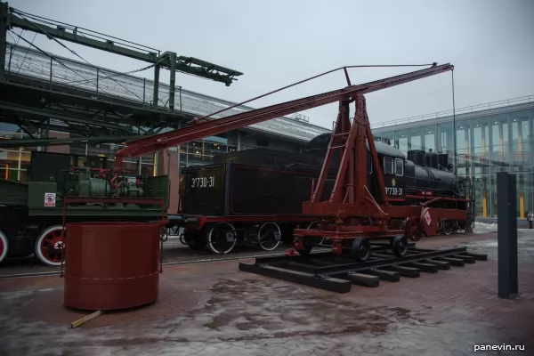 Coal-loading crane