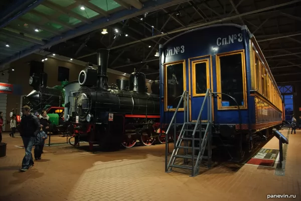 Pre-revolutionary steam locomotives and the office car-salon