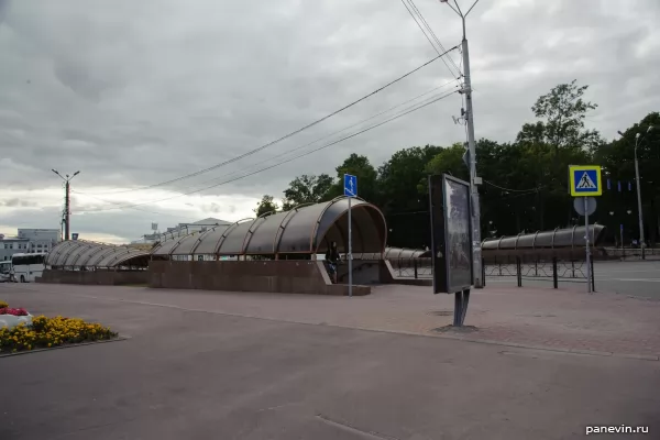  Underground pedestrian crossing