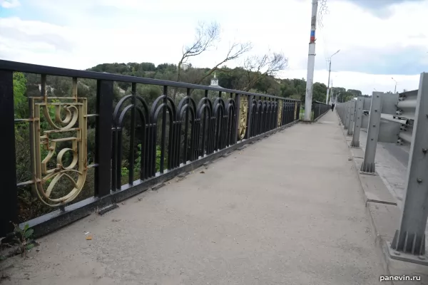 Решётка моста через Днепр