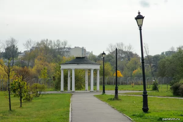 Rotunda and lanterns