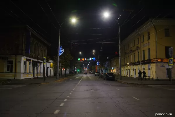 Ночная Крестовая улица