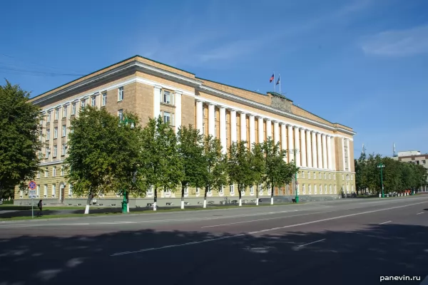 Администрация Новгорода