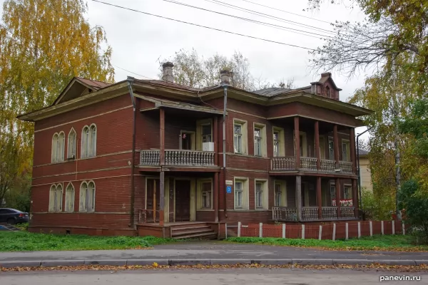 House of a local merchant A. F. Makaushin