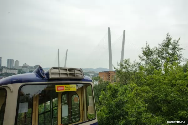 Oncoming funicular