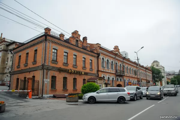 Apartment building A. Mustakhitdinova