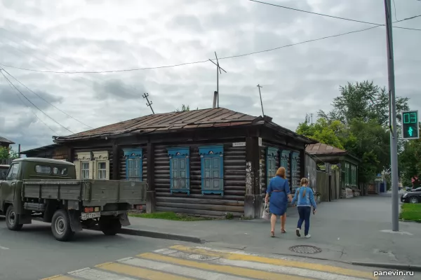 Wooden house, Kuibyshev street, 24