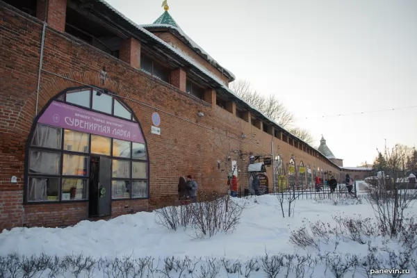 Shops and cafes in the wall