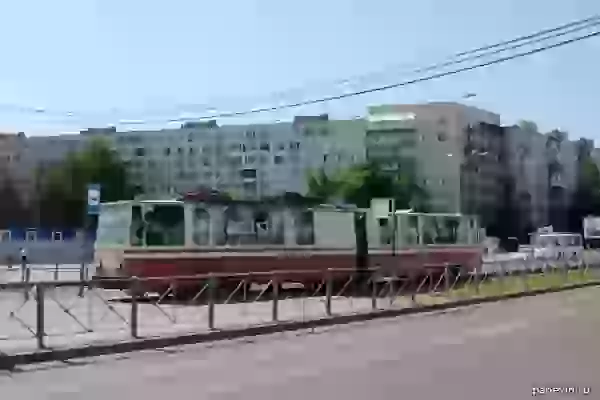 Трамвай №47