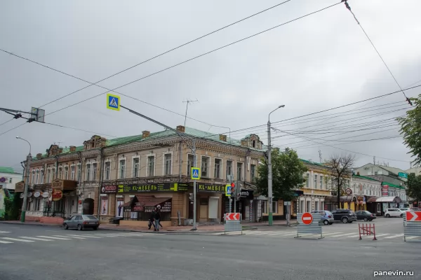 Moskovskaya St., 103. Apartment building of the late XIX beginning of XX centuries