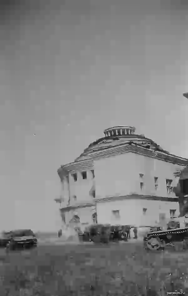 German troops in Voronezh near the Regional Clinical Hospital