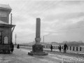 Памятник В. Володарскому (1918 год, архитектор Л. В. Руднев)