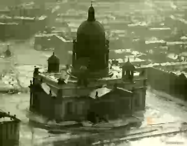 Исаакиевский собор и Исаакиевская площадь во время наводнения 23 сентября 1924 года, вид с воздуха