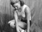 1931 год. О. С. Высоцкая проводит первые уроки утренней гимнастики на телевидении. Экспериментальные передачи