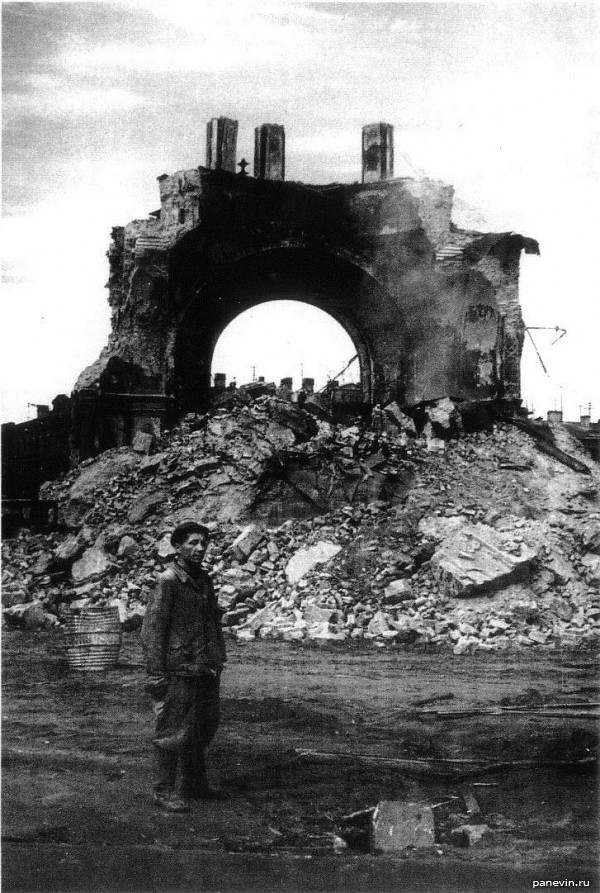 Греческая церковь Дмитрия Солунского, фото Кудрявцева, 1962 год, после взрыва