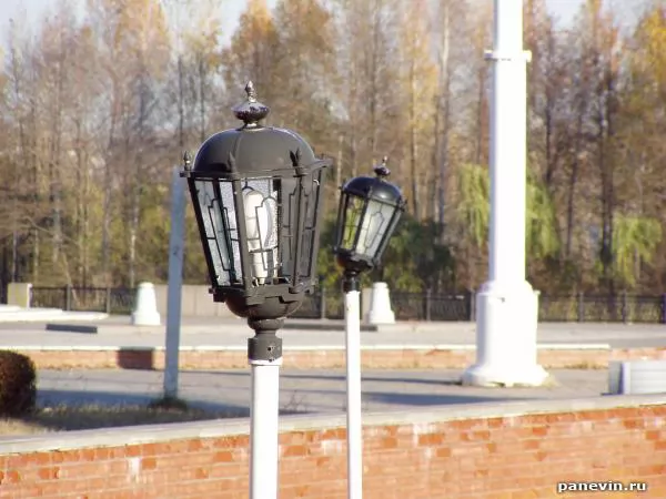 Lanterns on the Admiralteyskaya Square