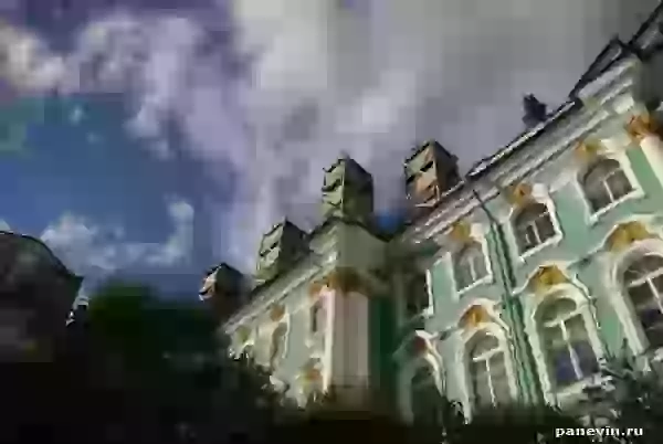 Фасад Зимнего дворца фото - Детали