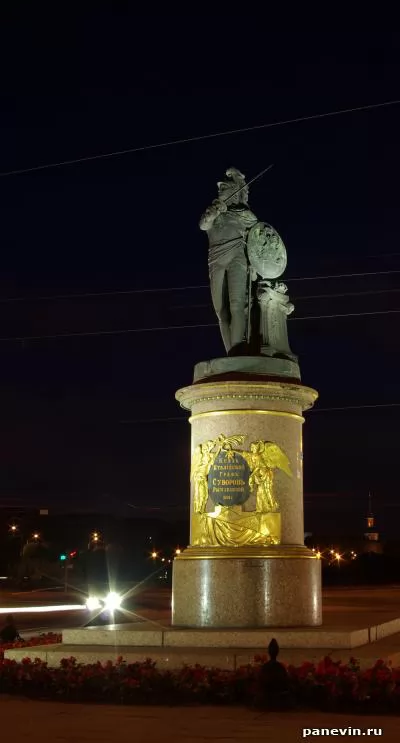 Monument to Suvorov photo - Night city, St. Petersburg