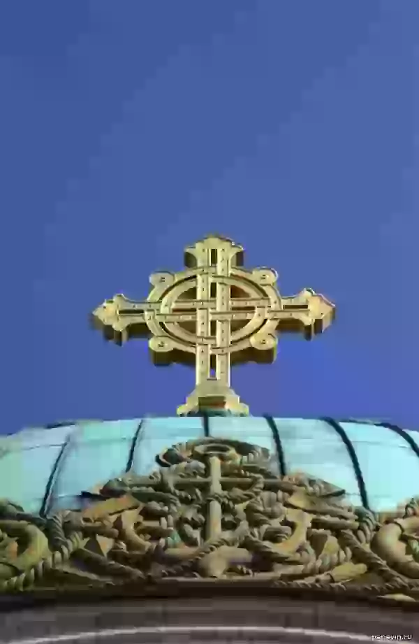 Cross on the Naval Cathedral photo - Kronstadt