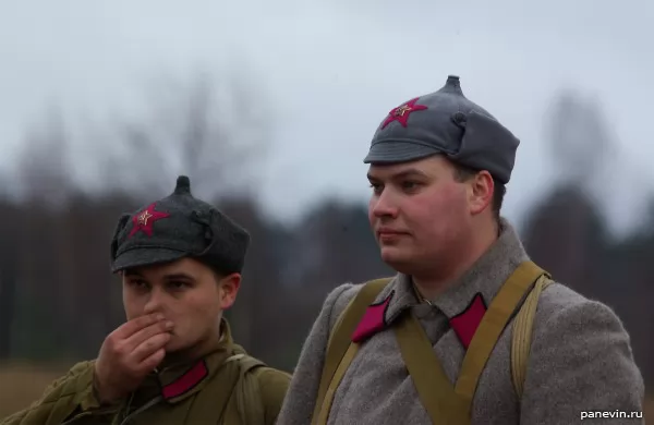 Red Army infantrymen in Budenovki