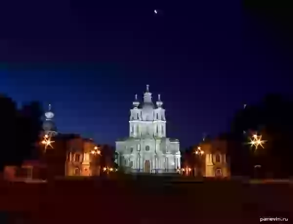 Smolny cathedral at night photo - Night city