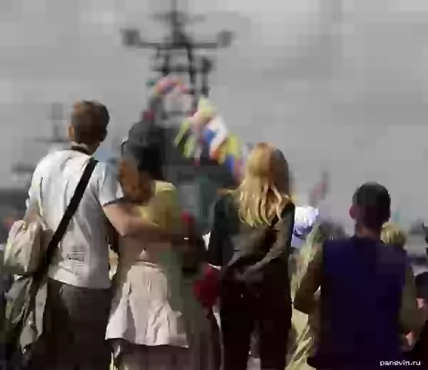 Spectators photo - Navy Day