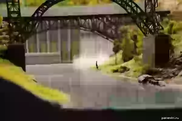 Джампер, прыгнувший с моста фото - Гранд-макет Россия