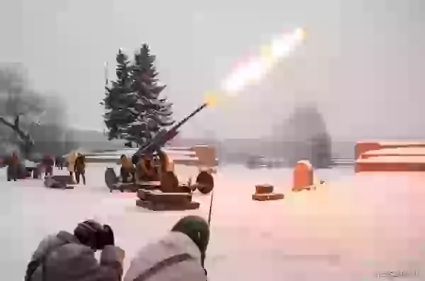 Antiaircraft gun shot photo - Day of Heroes of Russia